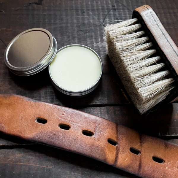 The Difference Between Leather Grease and Wax